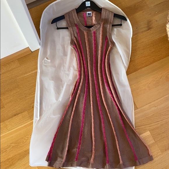 Missoni Dresses & Skirts - Brand new MISSONI dress perfect for Christmas